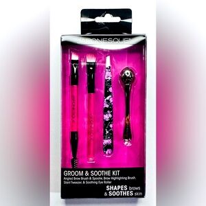 JAPONESQUE Soothe & Groom Kit Shape Brows & Soothes Skin New in Box